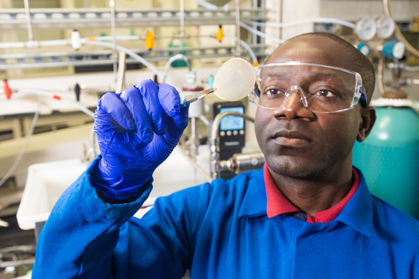 Doctoral student in chemical and biomolecular engineering examines gas-separating membrane